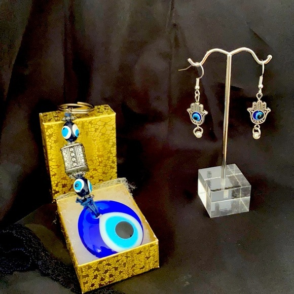 Jewelry - NEW handcrafted Earrings Pearl Blue Nazar pendant +keyholder